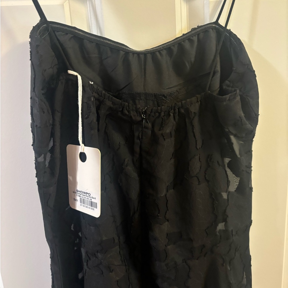 NWT! Showpo Black Lace Lily Evening Gown - Picture 4 of 5
